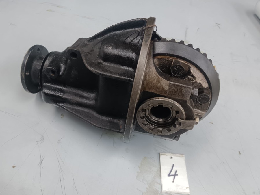 Hinterachse für Fiat 1500 zu verkaufen Baujahr BJ -