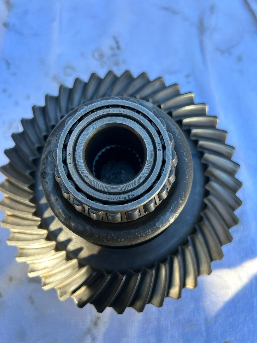 Für Alfa Romeo Montreal Getriebe zu verkaufen Baujahr BJ -