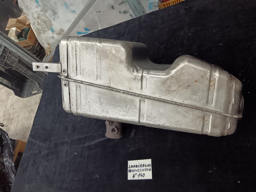 Auspuffanlage für Lamborghini zu verkaufen Baujahr BJ -