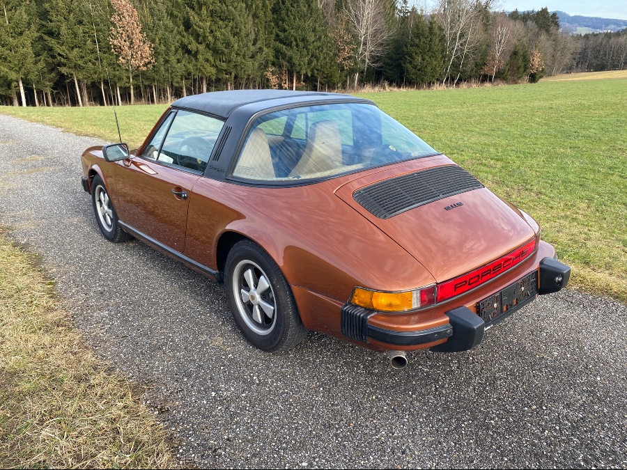 Historisch zugelassen: Porsche 911 S 2.7 Targa Sportwagen / Coupé Baujahr BJ 07/1977