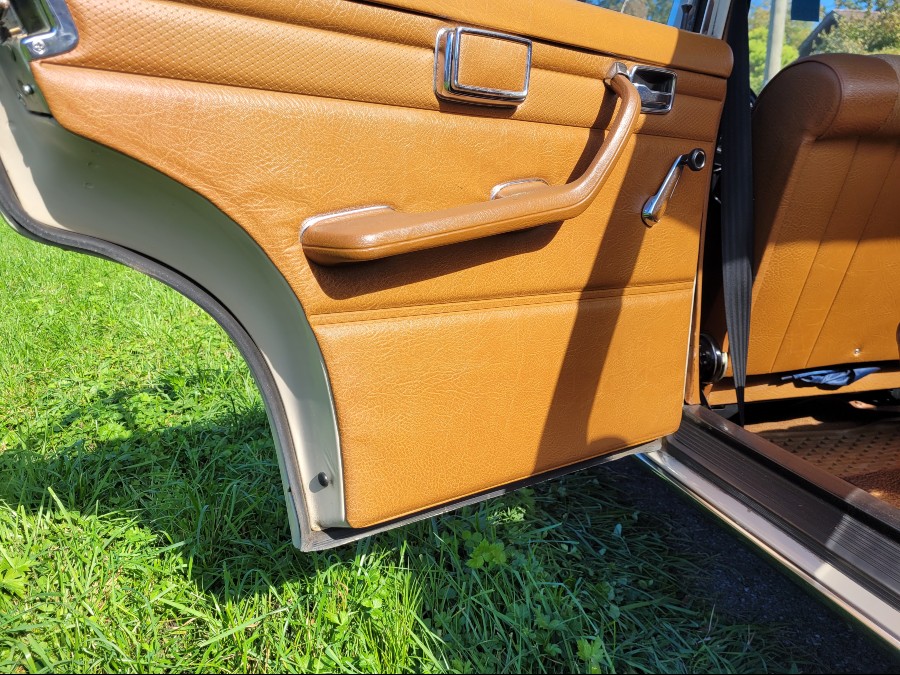 Biete Mercedes Benz 250 /8 W114 in gutem Zustand Baujahr BJ 01/1970