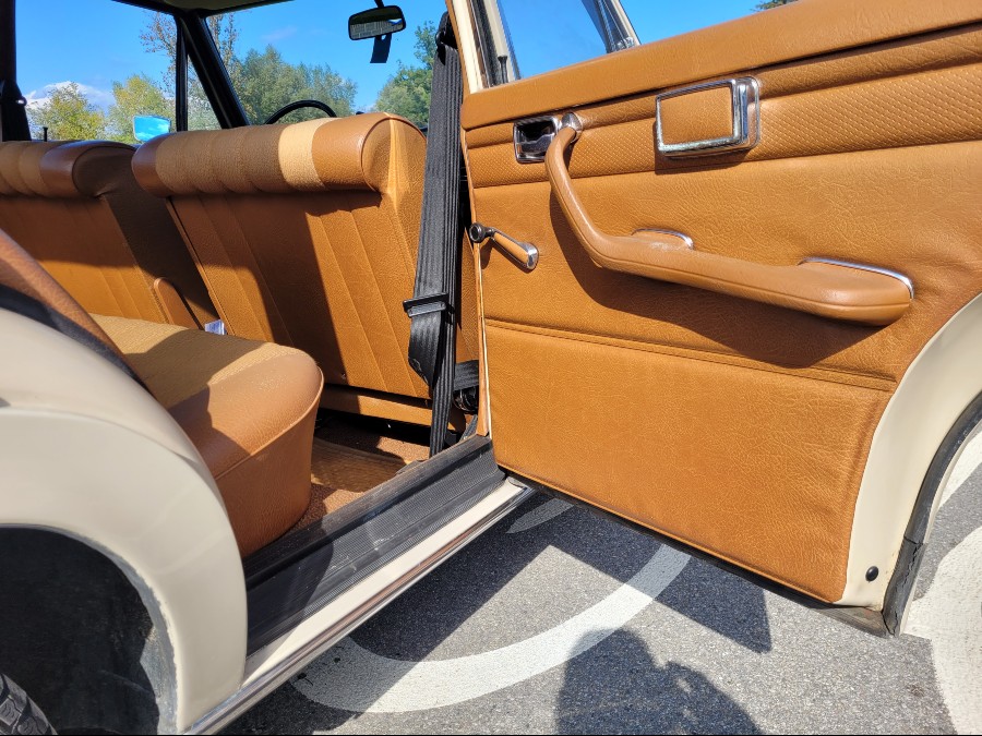 Biete Mercedes Benz 250 /8 W114 in gutem Zustand Baujahr BJ 01/1970