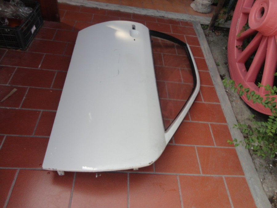 Für Porsche 924 Karosserieteile zu verkaufen Baujahr BJ -