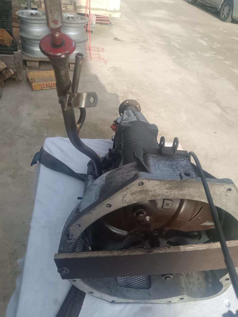 Getriebe für Jaguar abzugeben Baujahr BJ -