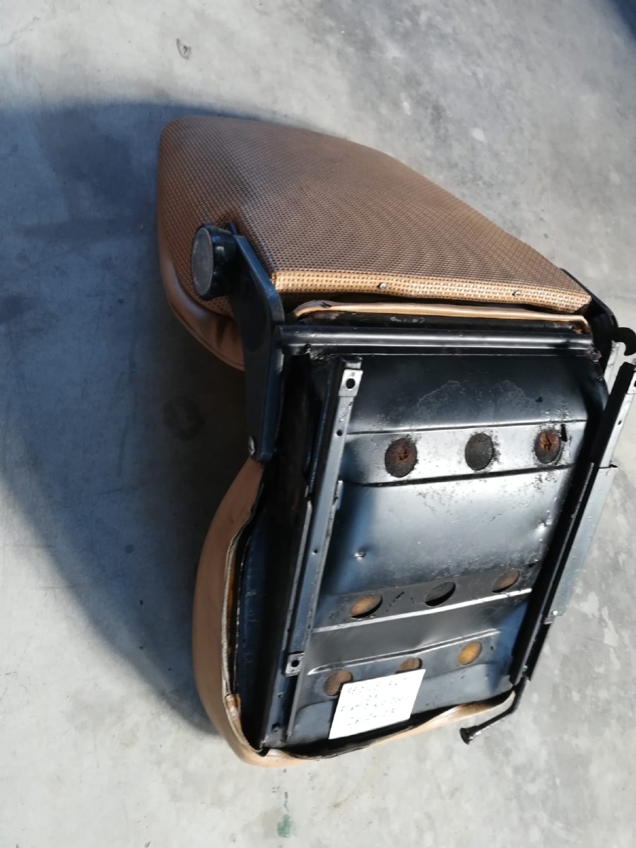Verkaufe: Sitz für Fiat X 1/9 Baujahr BJ -