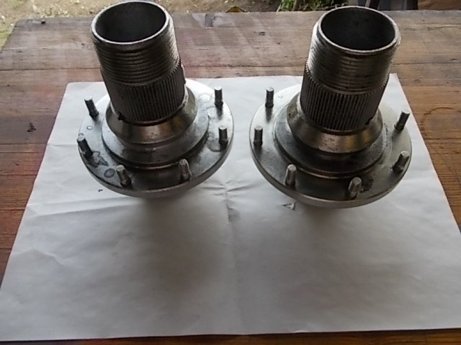 Für Maserati Hinterachse zu verkaufen Baujahr BJ -