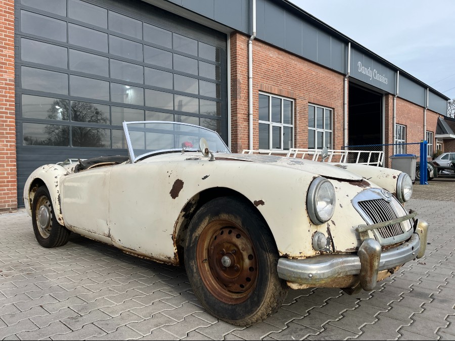 Zu restaurieren: MG MGA steht zum Verkauf Baujahr BJ 01/1959