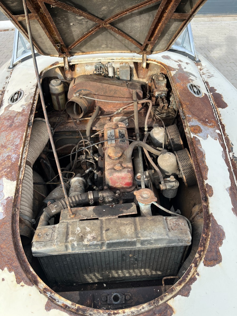 Zu restaurieren: MG MGA steht zum Verkauf Baujahr BJ 01/1959