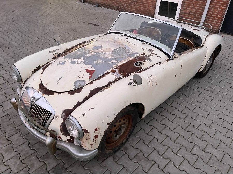 Zu restaurieren: MG MGA steht zum Verkauf Baujahr BJ 01/1959