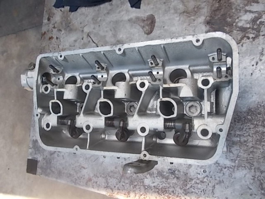 Motor für Alfa Romeo abzugeben Baujahr BJ -