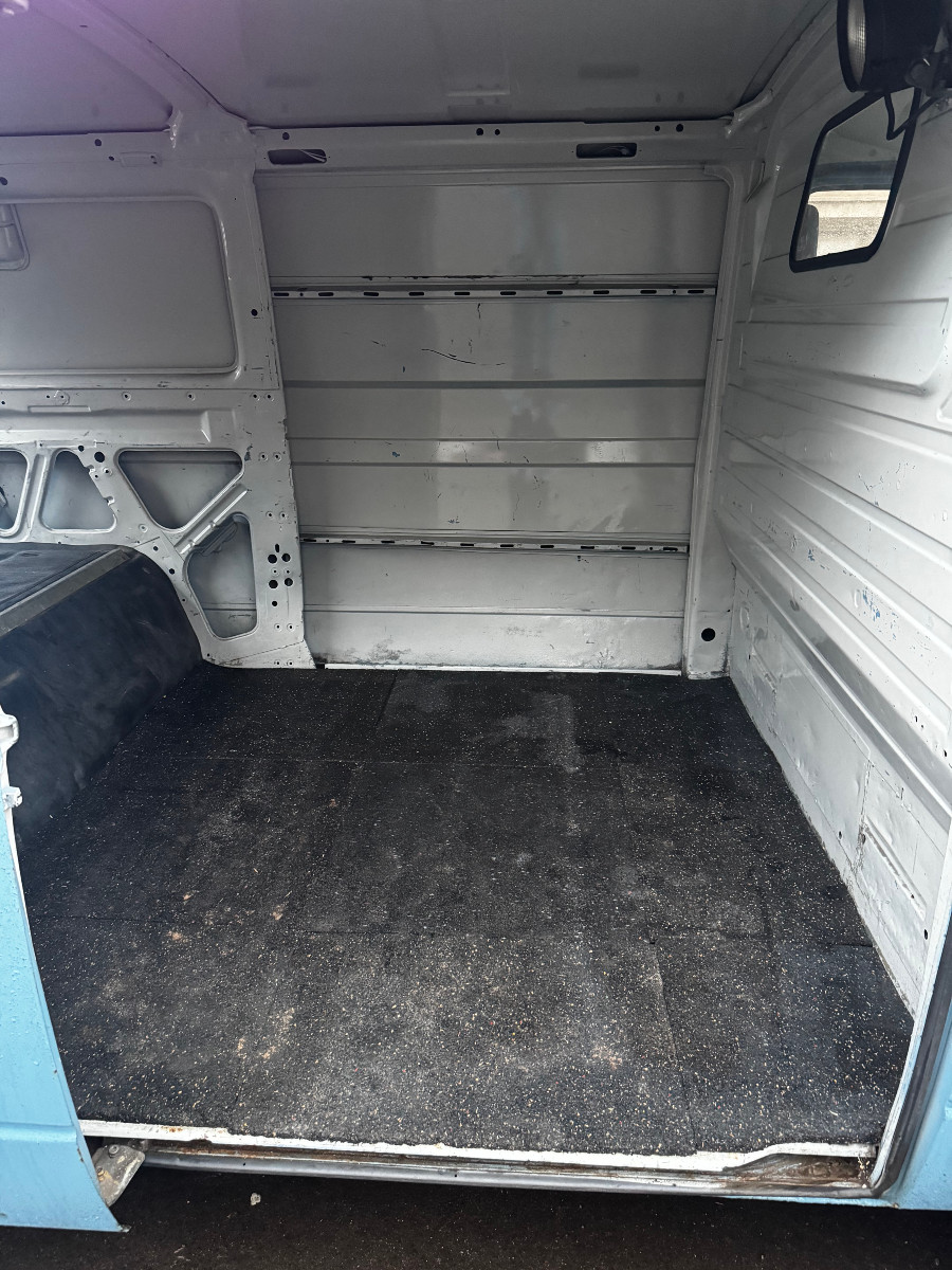 VW T3 Kasten zu verkaufen Baujahr BJ 04/1988