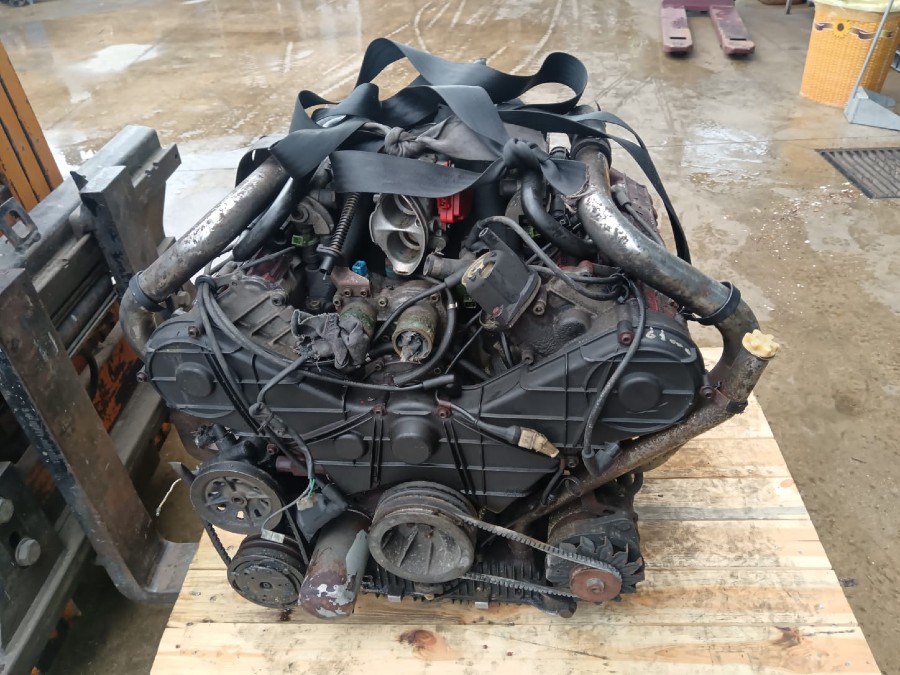 Motor für Maserati Biturbo abzugeben Baujahr BJ -