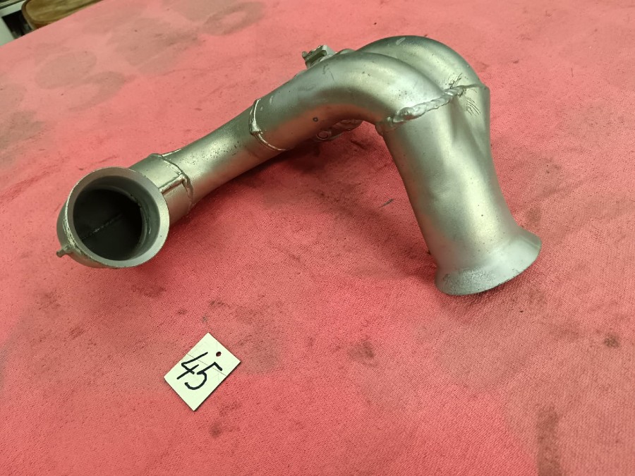 Verkaufe: Auspuffanlage für Lamborghini Baujahr BJ -