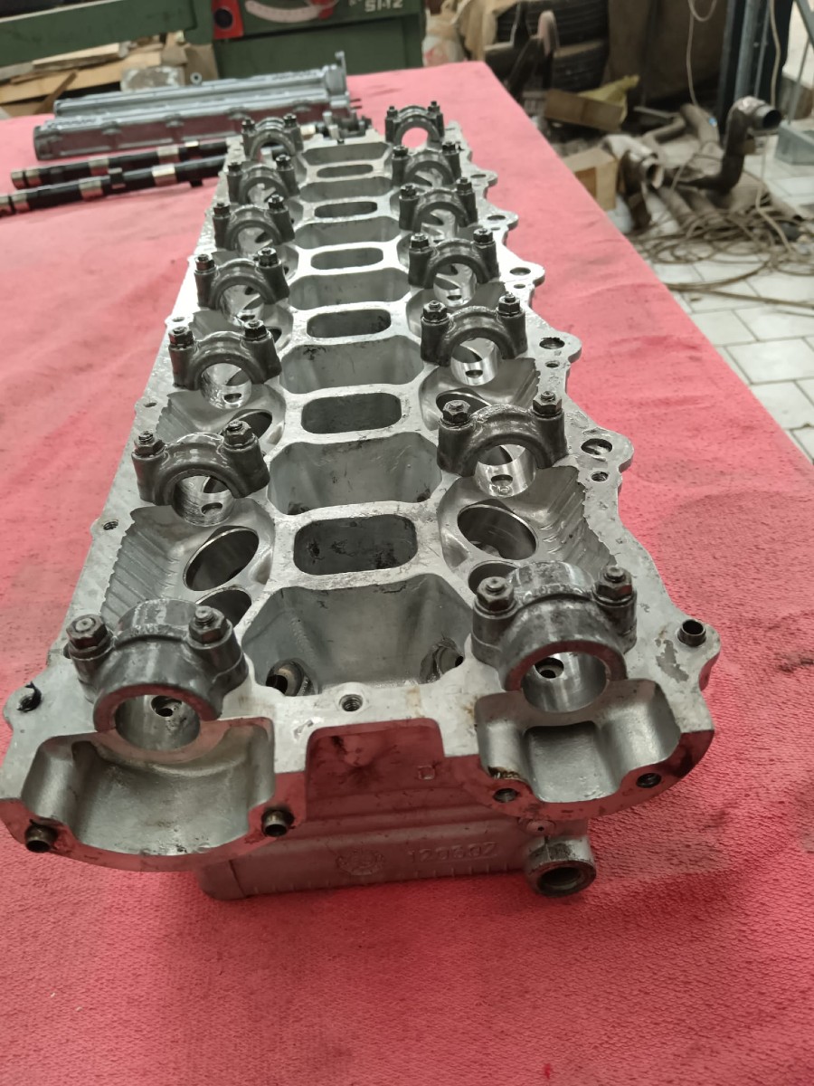 Verkaufe: Motor für Ferrari Testarossa Baujahr BJ -