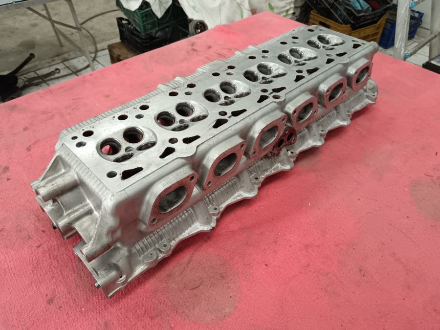 Verkaufe: Motor für Ferrari Testarossa Baujahr BJ -