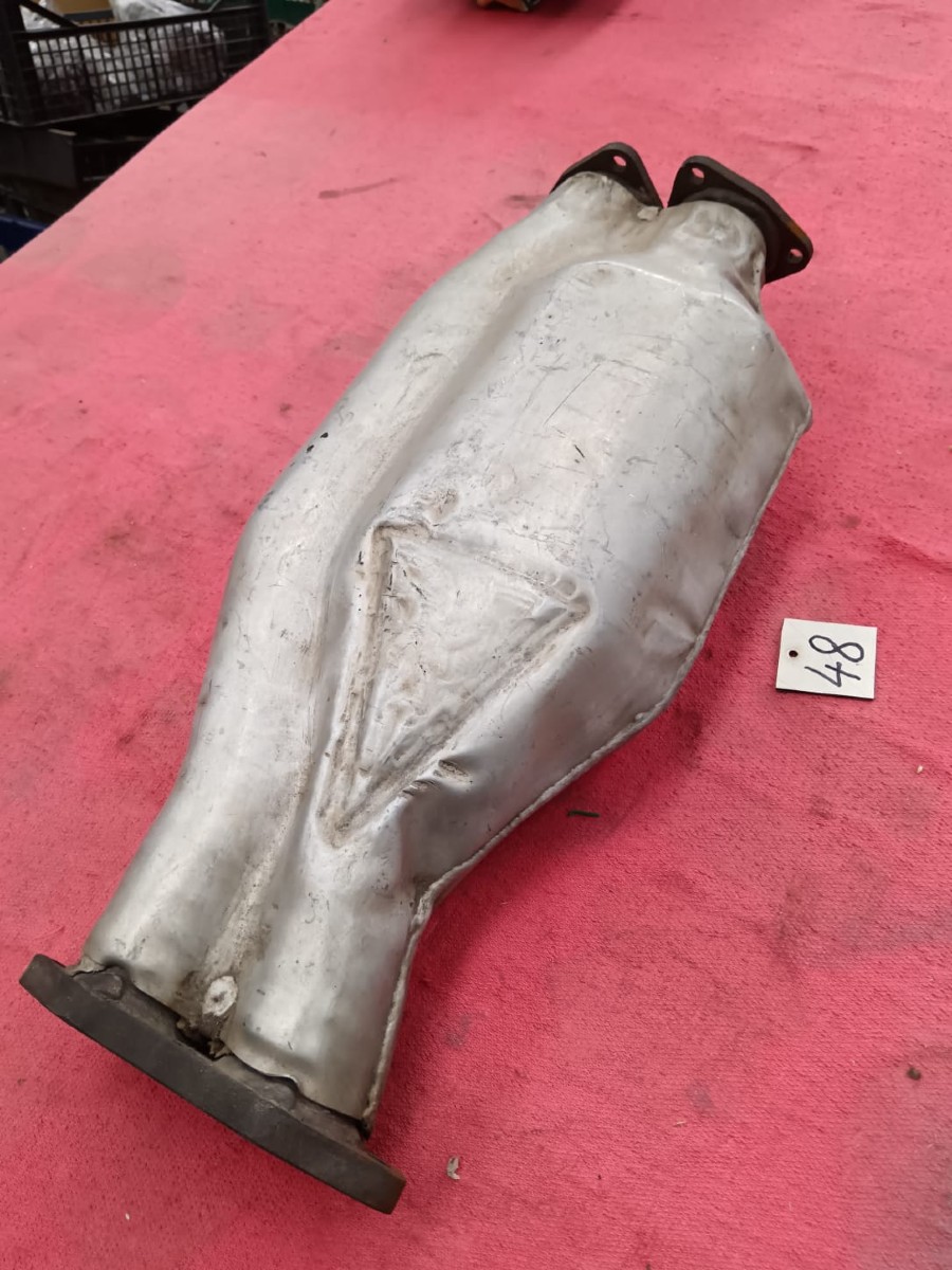 Verkaufe: Auspuffanlage für Maserati Baujahr BJ -