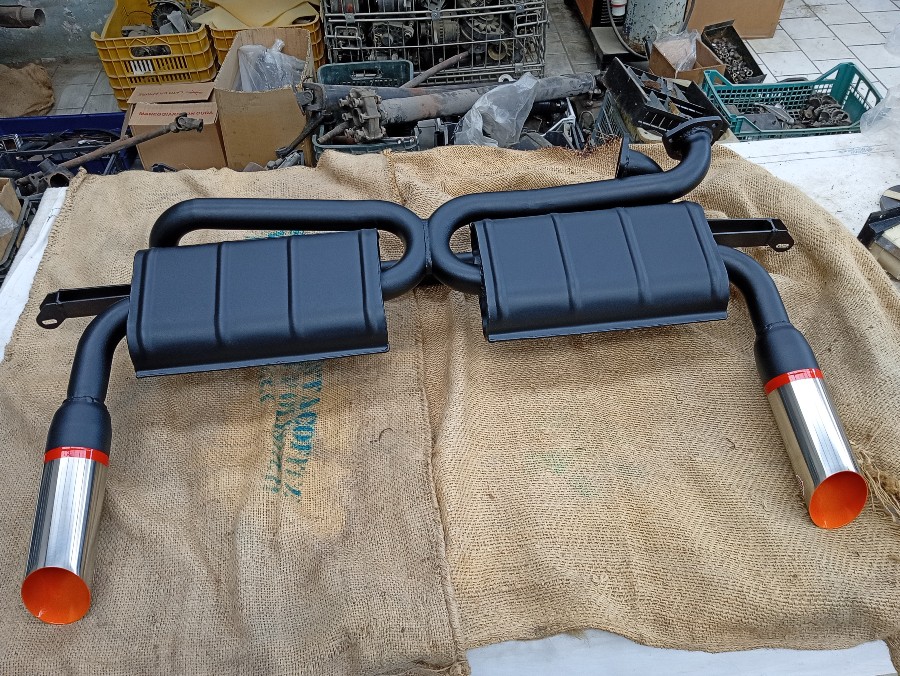 Auspuffanlage für Lamborghini Urraco Baujahr BJ -