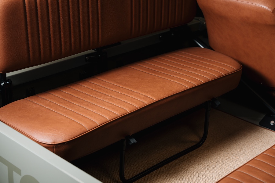 Toyota Land Cruiser FJ43 restauriert * Servo * H-Zulassung Baujahr BJ 03/1980