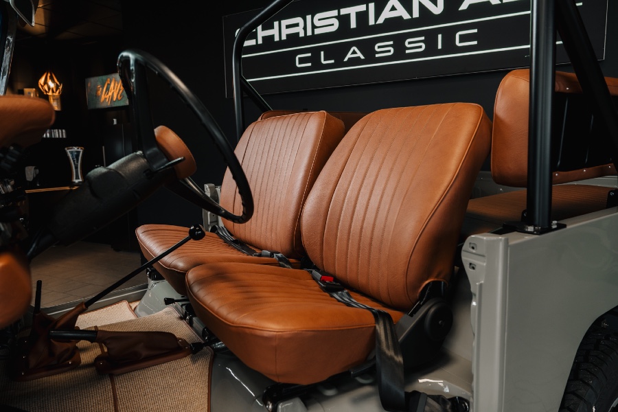 Toyota Land Cruiser FJ43 restauriert * Servo * H-Zulassung Baujahr BJ 03/1980