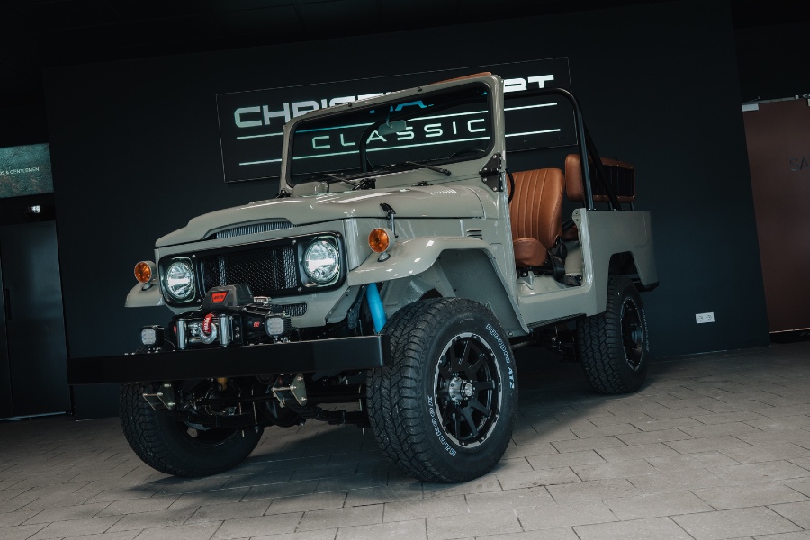 Toyota Land Cruiser FJ43 restauriert * Servo * H-Zulassung Baujahr BJ 03/1980