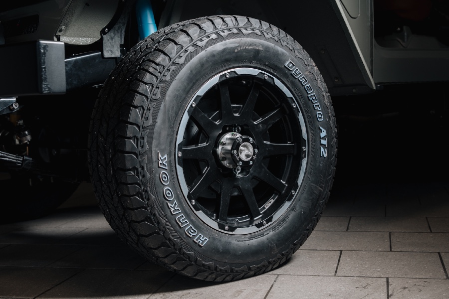 Toyota Land Cruiser FJ43 restauriert * Servo * H-Zulassung Baujahr BJ 03/1980