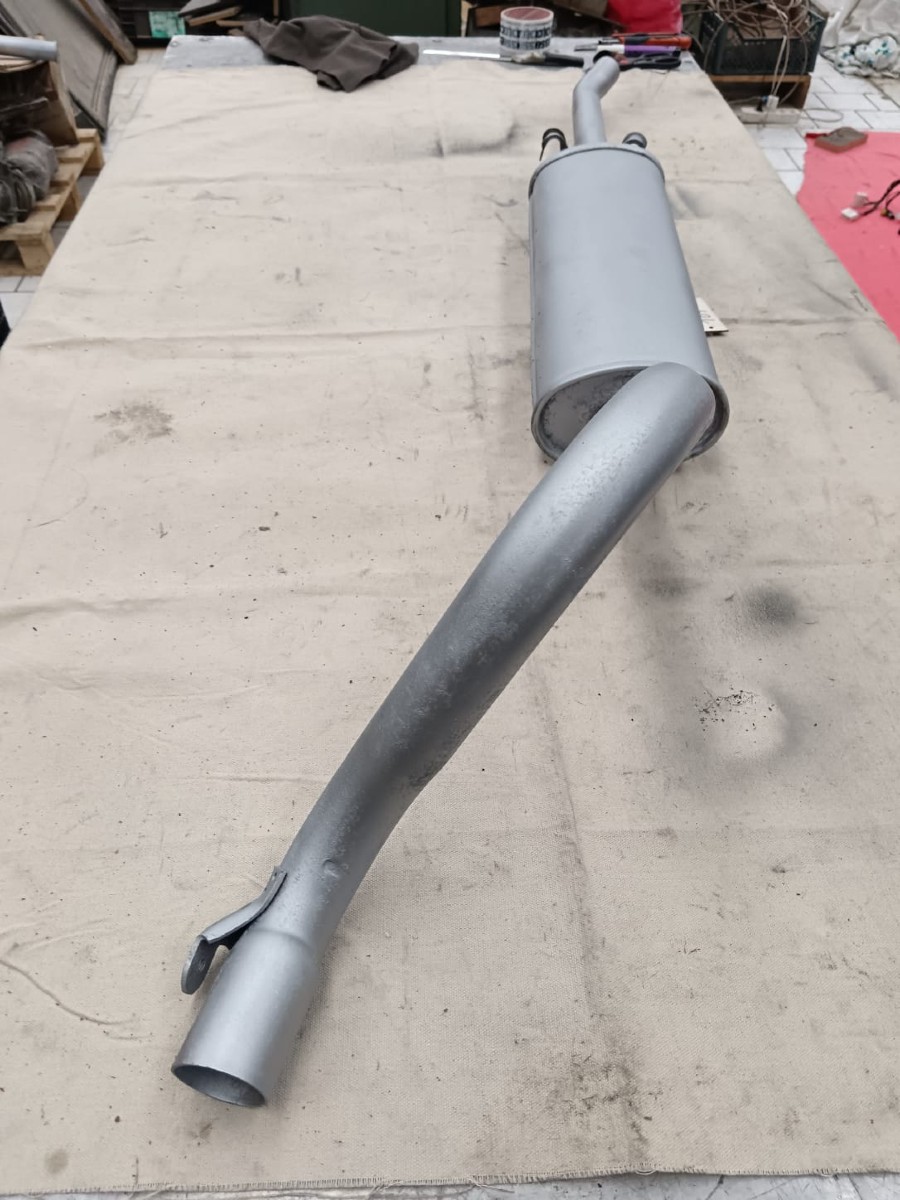 Auspuffanlage für Fiat 131 abzugeben Baujahr BJ -