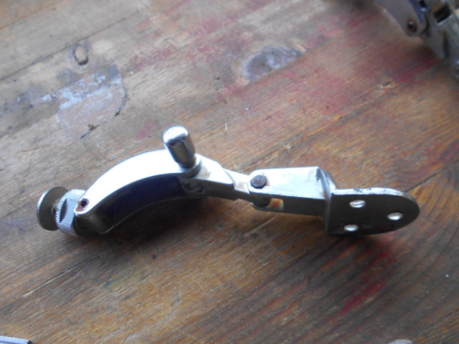 Für DeTomaso Karosserieteile abzugeben Baujahr BJ -