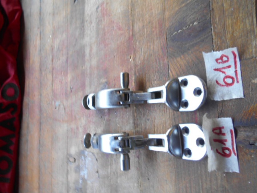 Für DeTomaso Karosserieteile abzugeben Baujahr BJ -