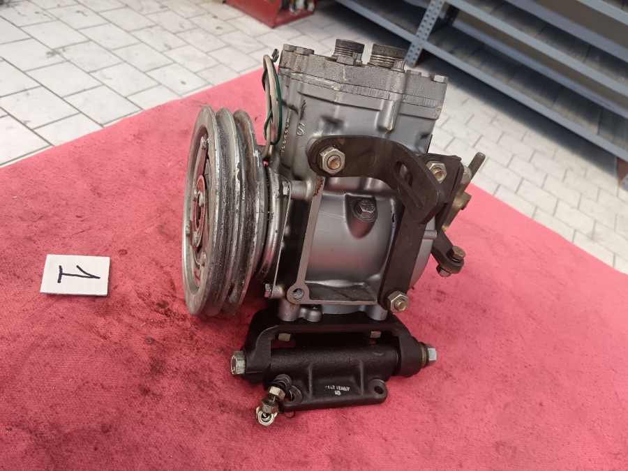 Für Fiat 130 Diverses… abzugeben Baujahr BJ -