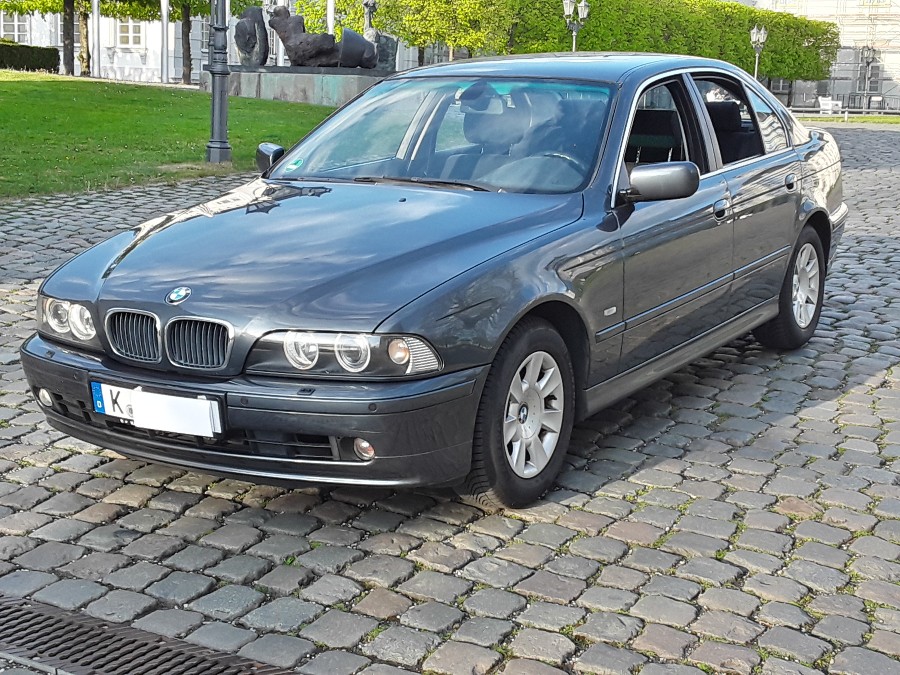 BMW 5er 520i (2.2) e39 Limousine / Facelift - Liebhaberklassiker ! Baujahr BJ 07/2001