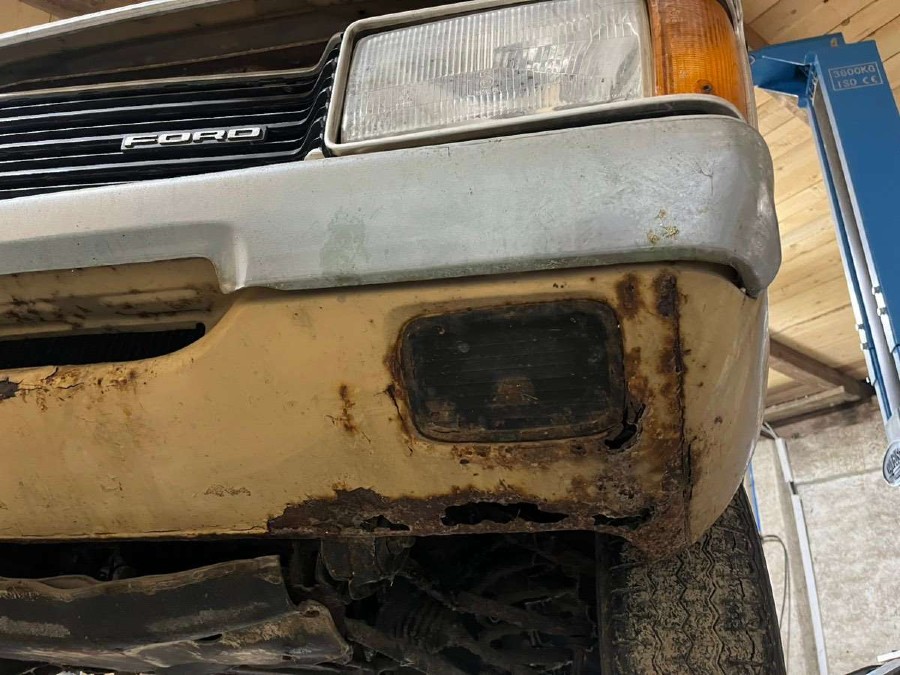 Ford Granada Baujahr BJ 04/1977