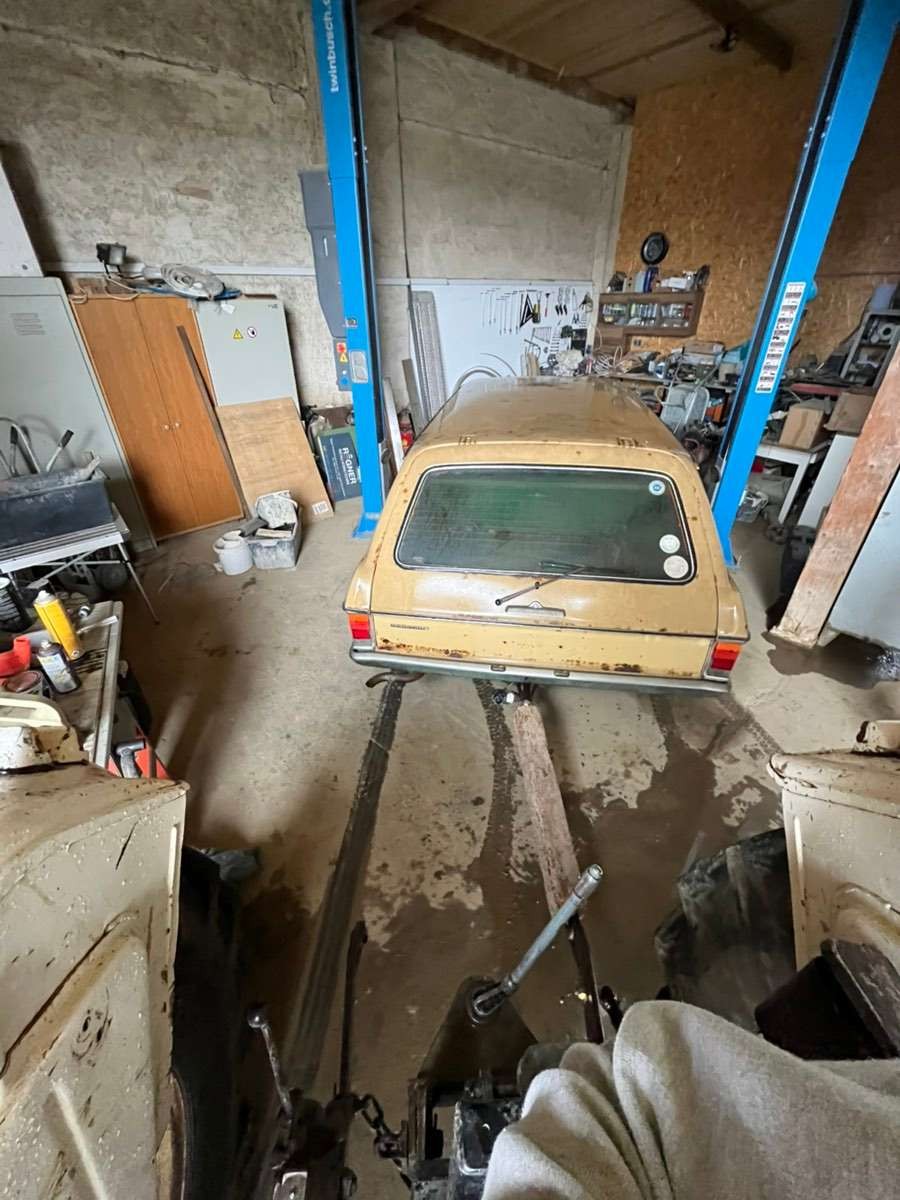 Ford Granada Baujahr BJ 04/1977