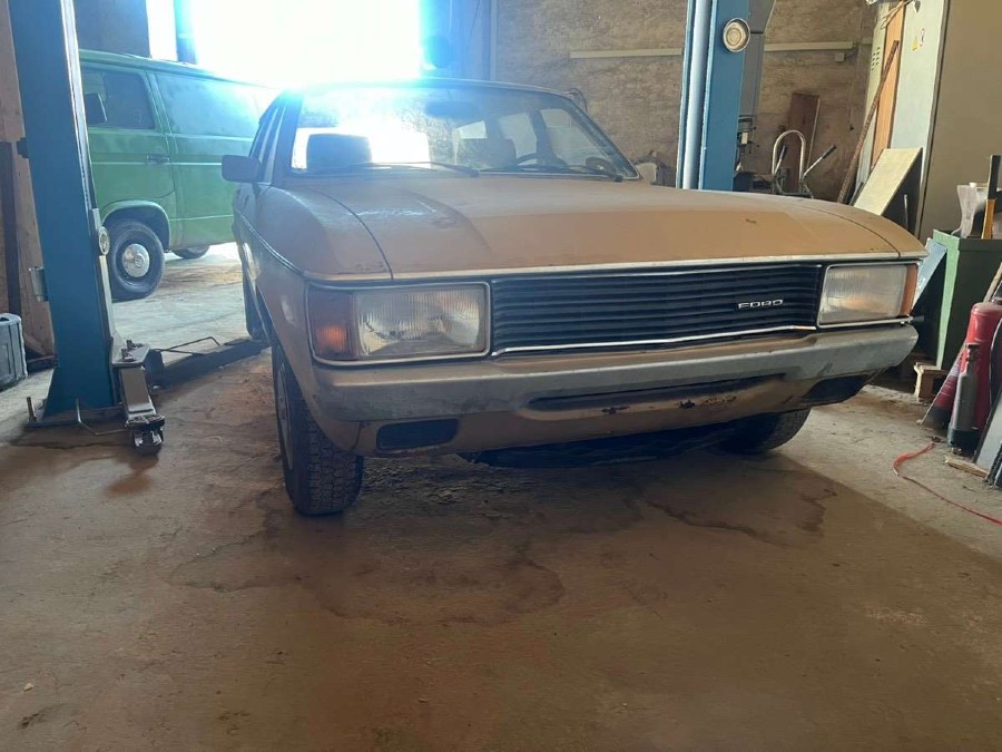 Ford Granada Baujahr BJ 04/1977