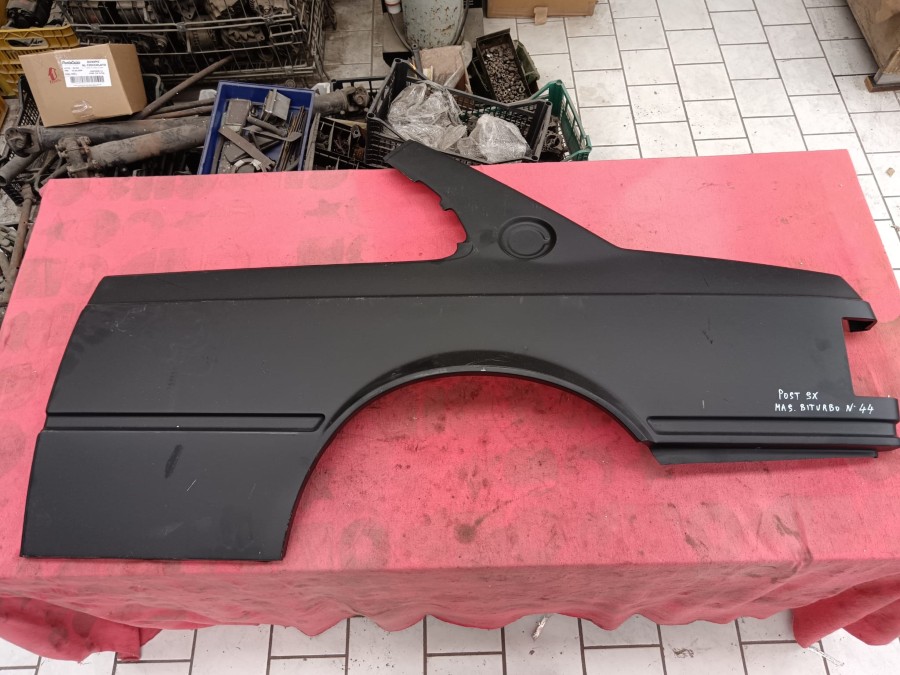 Karosserieteile für Maserati Biturbo zu verkaufen Baujahr BJ -