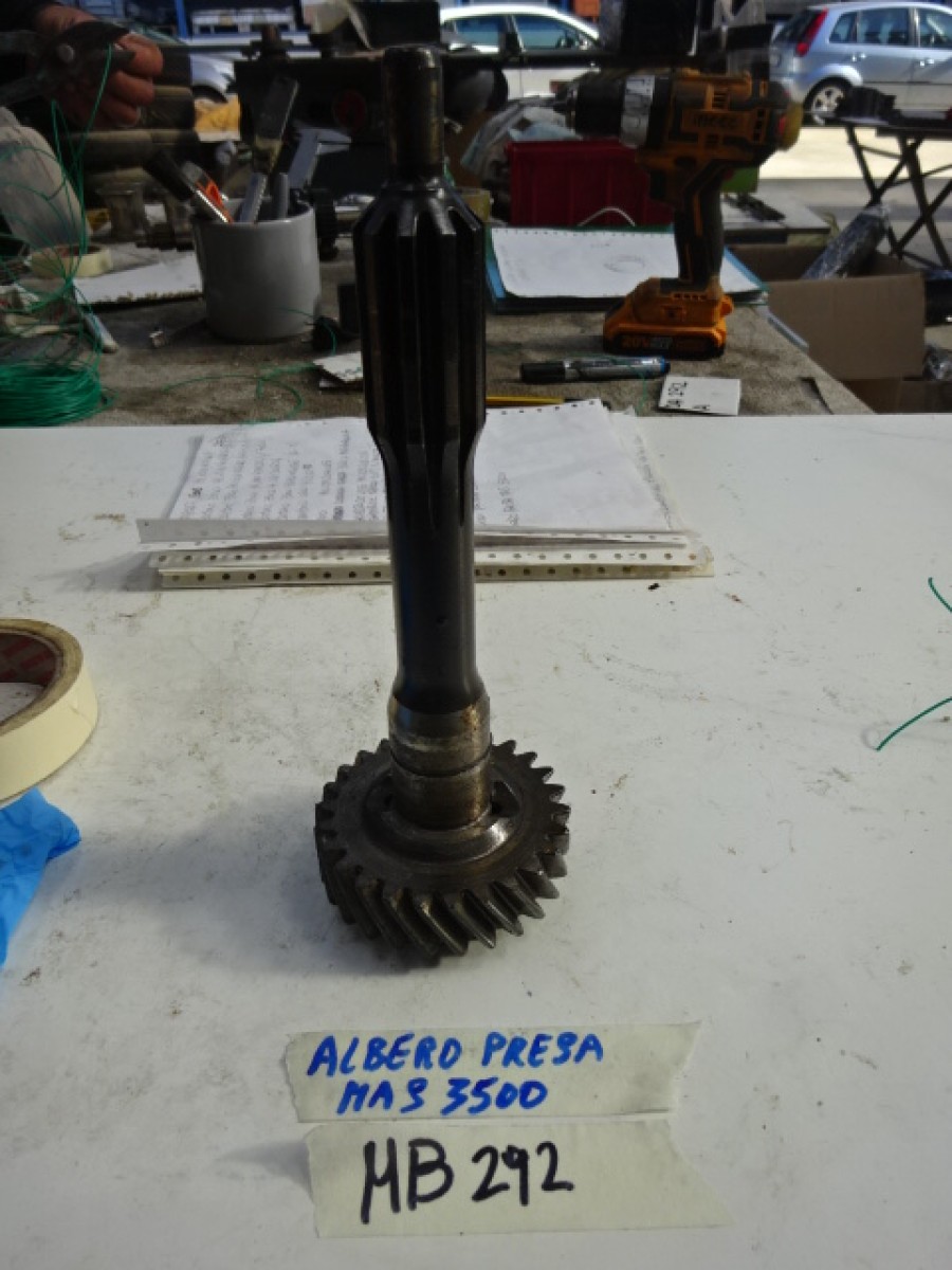 Für Maserati Getriebe abzugeben Baujahr BJ -