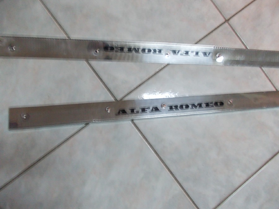 Karosserieteile für Alfa Romeo Montreal abzugeben Baujahr BJ -