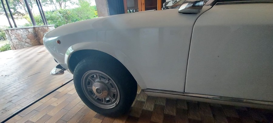 Traumhaft: Fiat 124 steht zum Verkauf Baujahr BJ 03/1967