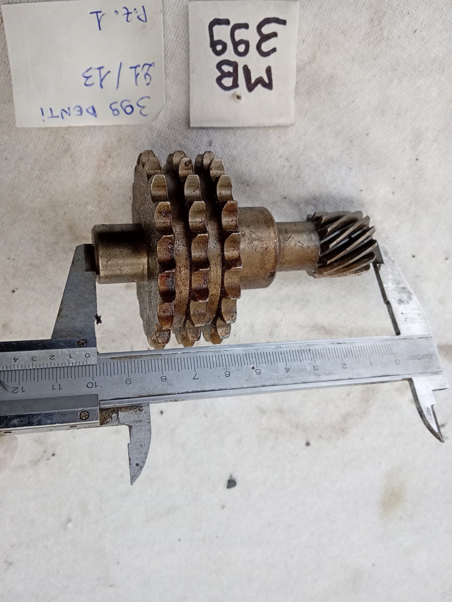 Motor für Maserati zu verkaufen Baujahr BJ -