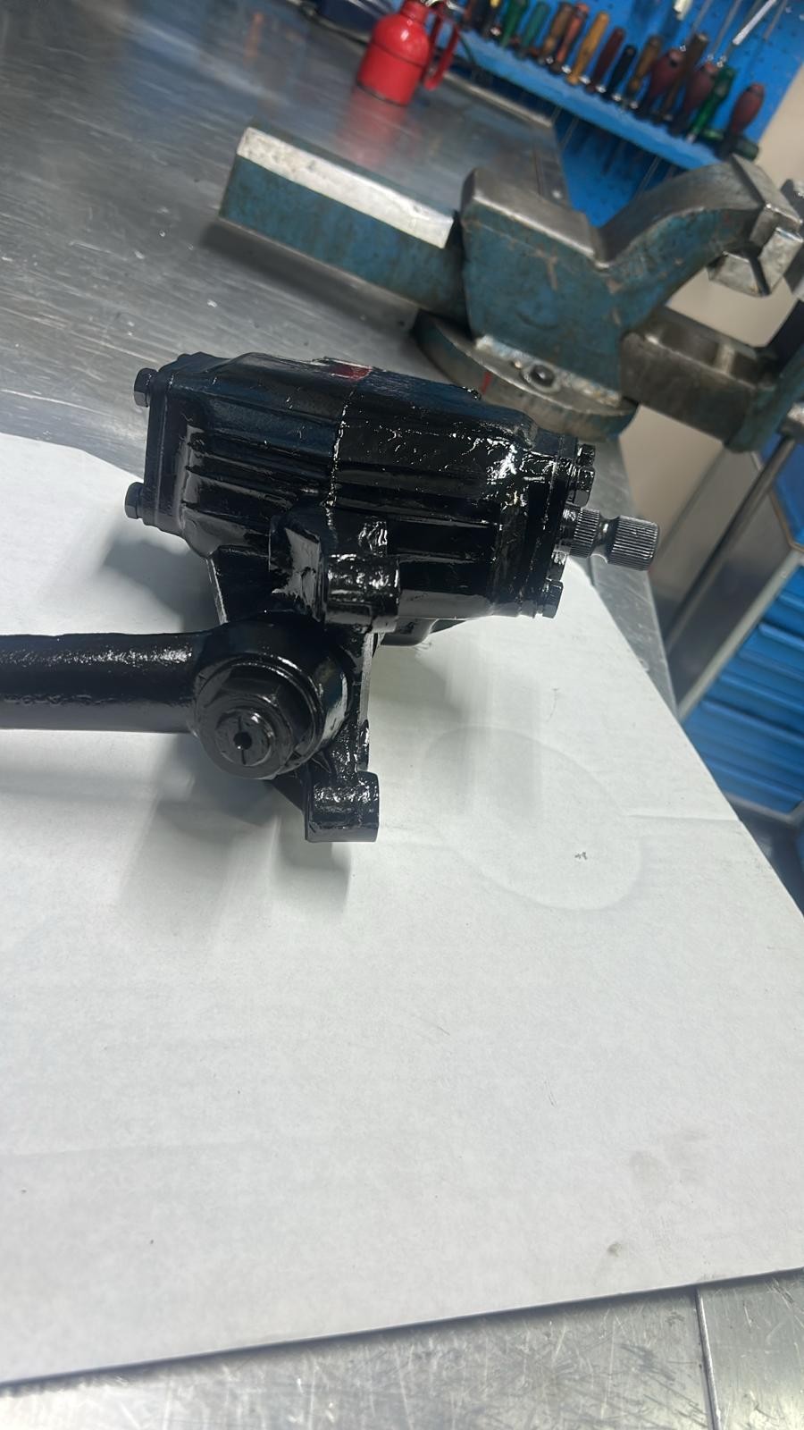 Lenkung für Maserati Indy abzugeben Baujahr BJ -