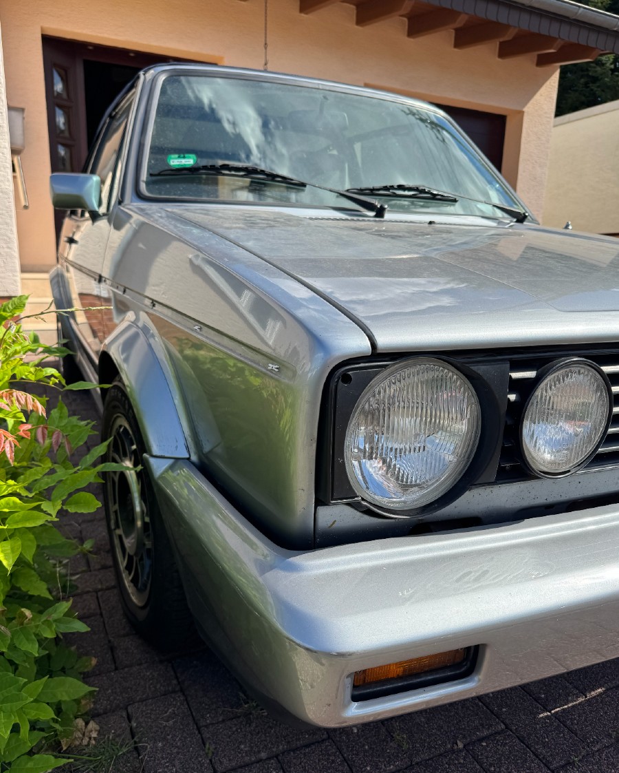Klassiker VW Golf 1 Cabrio in gebrauchtem Zustand Baujahr BJ 04/1989