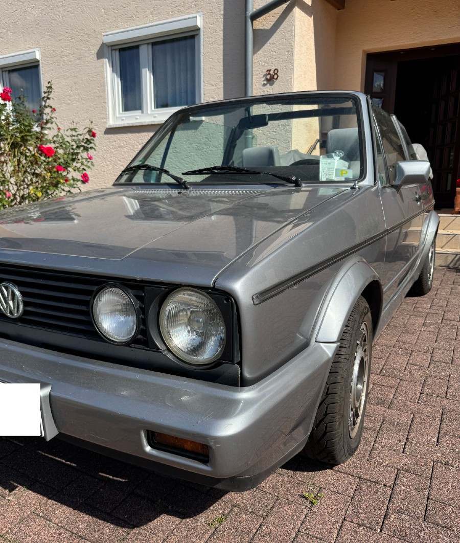Klassiker VW Golf 1 Cabrio in gebrauchtem Zustand Baujahr BJ 04/1989