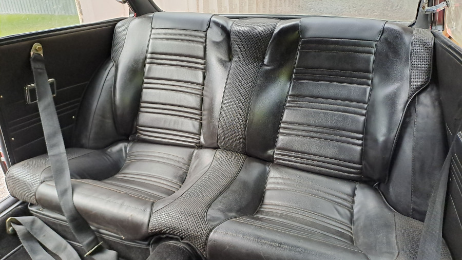 Alfa Romeo Bertone 2000 GT Veloce guter Zustand sucht neuen Besitzer Baujahr BJ 06/1975