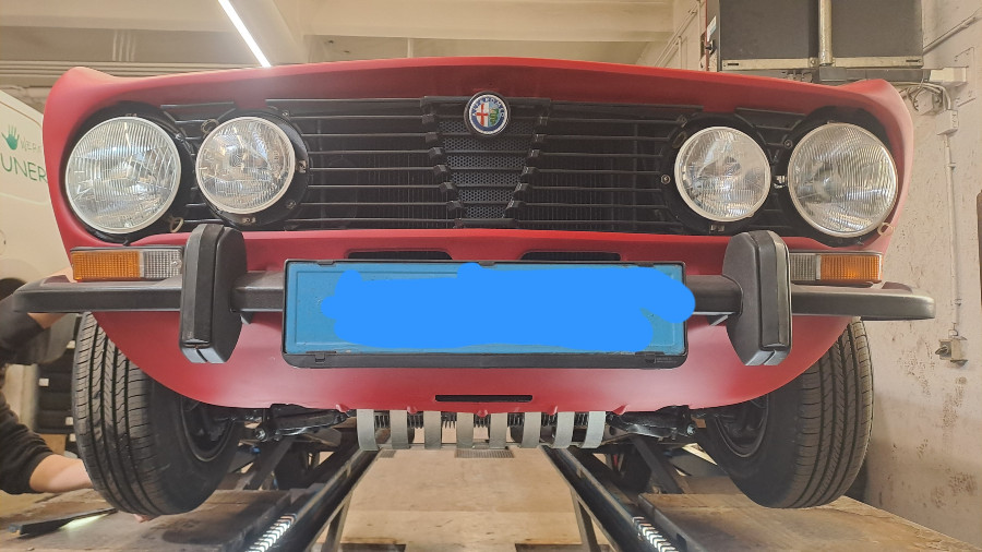 Alfa Romeo Bertone 2000 GT Veloce guter Zustand sucht neuen Besitzer Baujahr BJ 06/1975