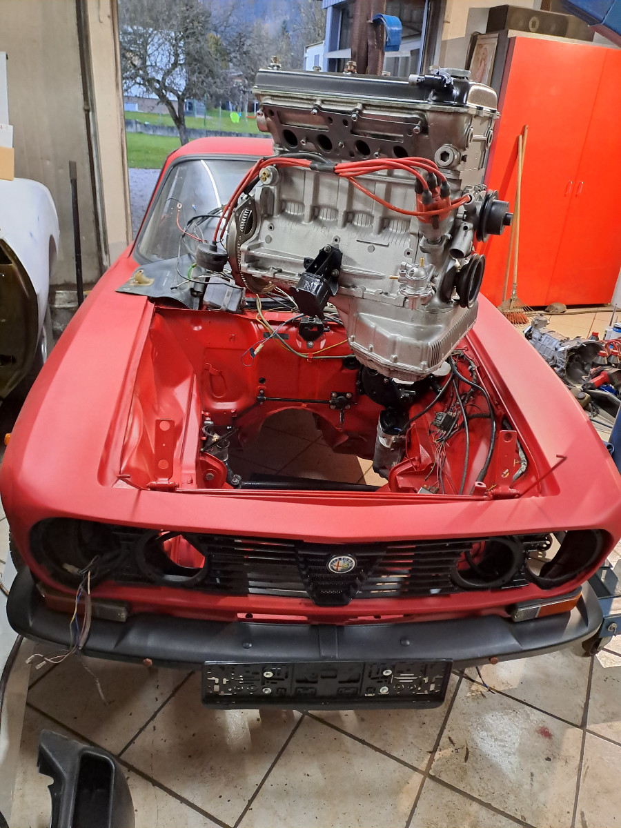 Alfa Romeo Bertone 2000 GT Veloce guter Zustand sucht neuen Besitzer Baujahr BJ 06/1975