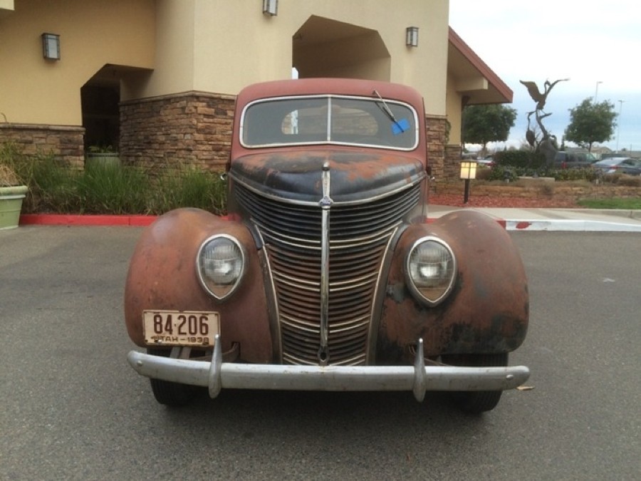 Oldtimer Ford Coupé Baujahr BJ 07/1938