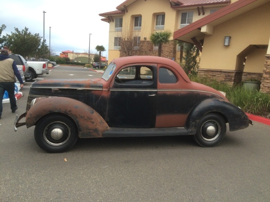 Oldtimer Ford Coupé Baujahr BJ 07/1938