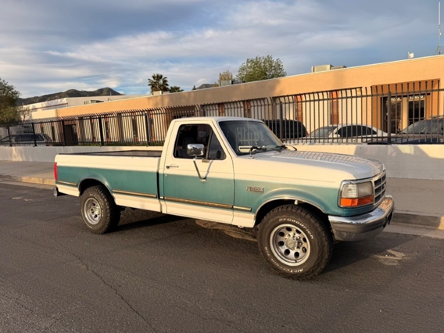 Ford F250 XLT 460ci Big Block Baujahr BJ 09/1995