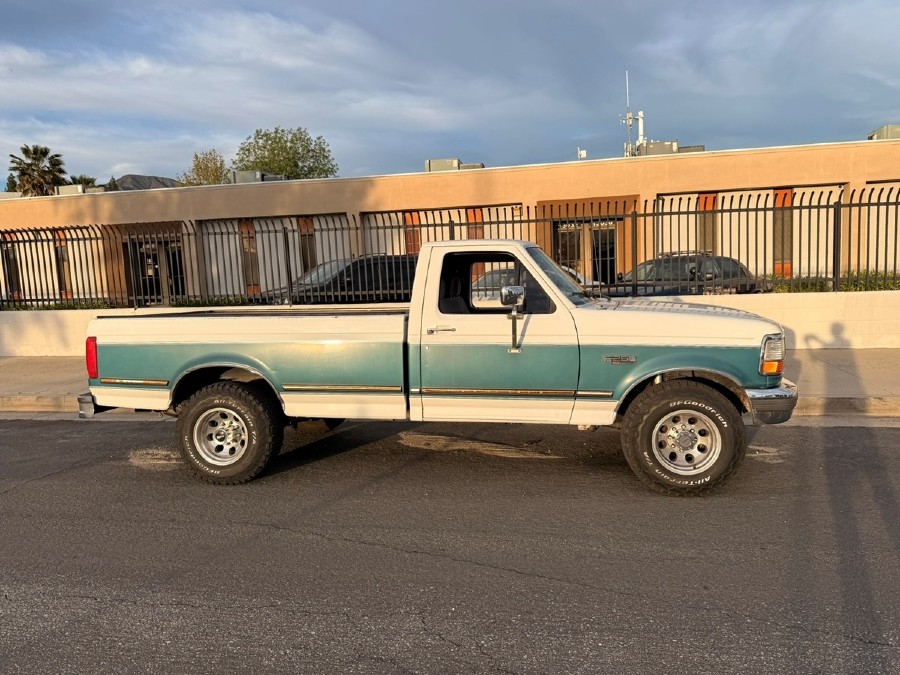 Ford F250 XLT 460ci Big Block Baujahr BJ 09/1995