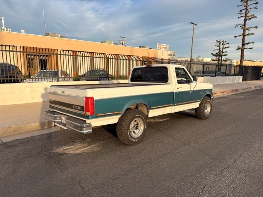Ford F250 XLT 460ci Big Block Baujahr BJ 09/1995