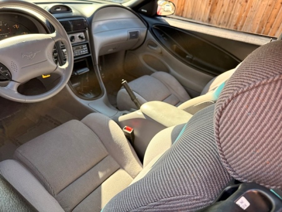 Ford Mustang Cabriolet „Oldtimer“ aus erster Hand Baujahr BJ 05/1995